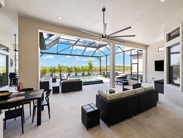 Naples Home 1025824