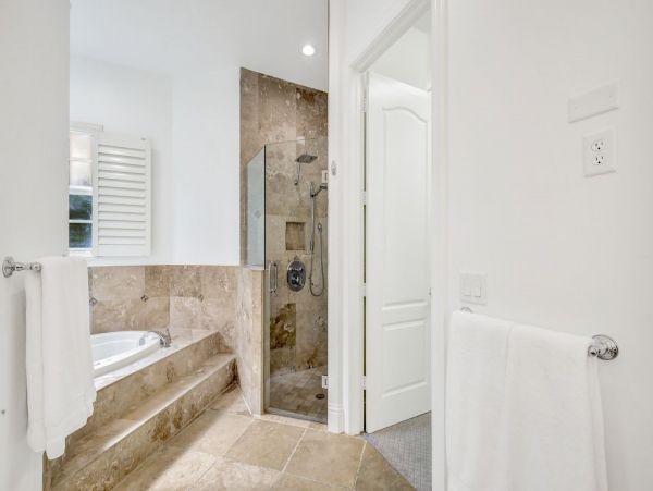 Naples Home 1025828