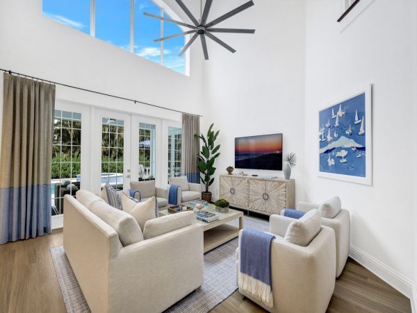 Naples Home 1025828