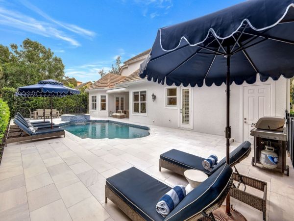 Naples Home 1025828