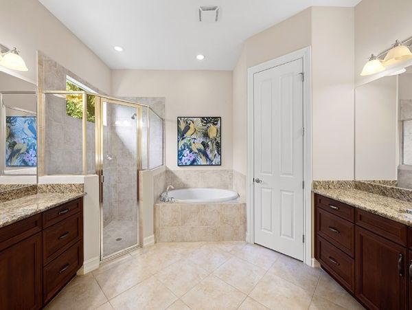 Naples Vacation Rental with 4 Bedrooms & Pool