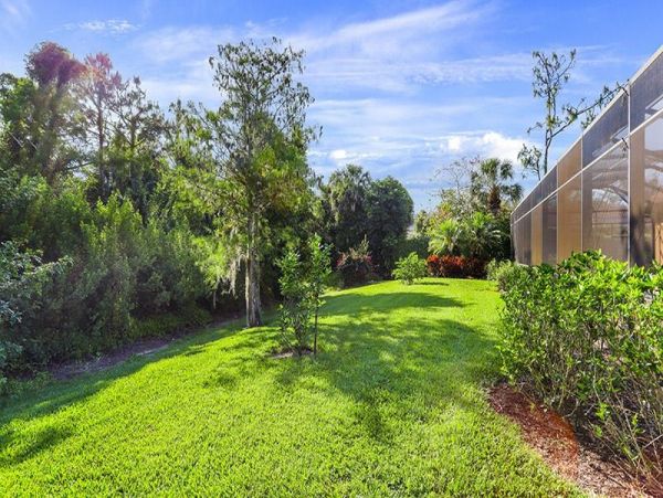 Naples Vacation Rental with 4 Bedrooms & Pool