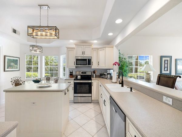Naples Condo 1025832