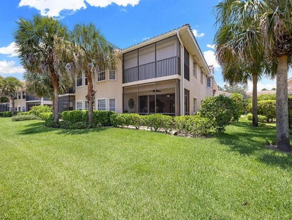 Naples Condo 1025832
