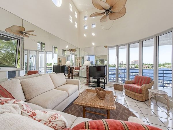 Naples Condo 1025833
