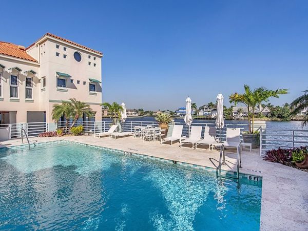 Naples Condo 1025833