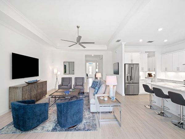 Naples Home 1025834