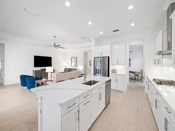 Naples Home 1025834
