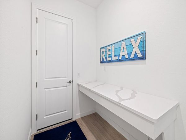 Naples Home 1025834