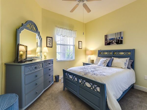 Naples Condo 1025835