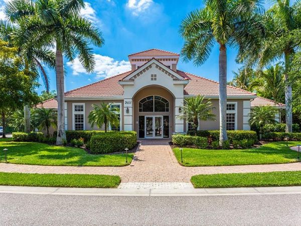 Naples Condo 1025835