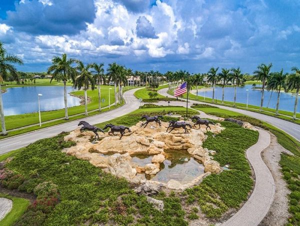 Naples Condo 1025835