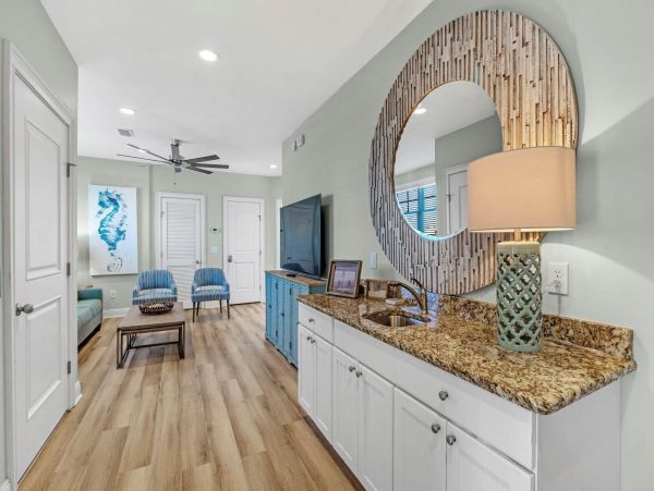 Stunning Gulf-front Vacation Rental in Gulf Shores, AL