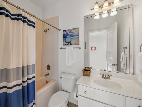 Stunning Gulf-front Vacation Rental in Gulf Shores, AL