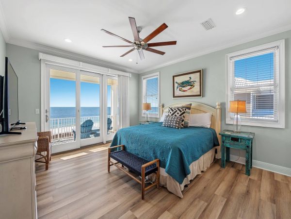 Stunning Gulf-front Vacation Rental in Gulf Shores, AL
