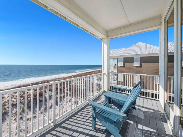 Stunning Gulf-front Vacation Rental in Gulf Shores, AL