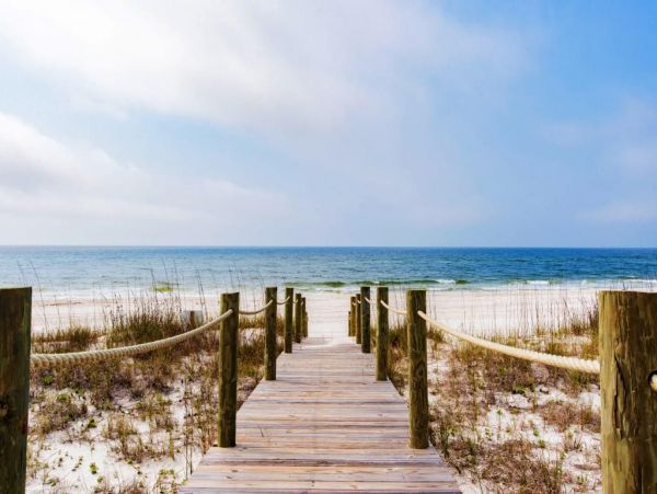 Stunning Gulf-front Vacation Rental in Gulf Shores, AL