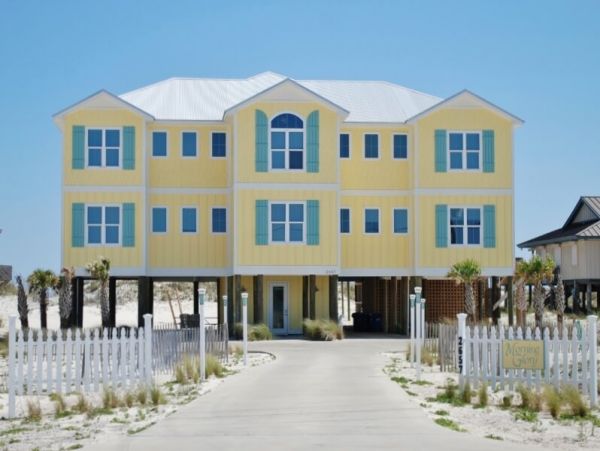 Luxurious Beachfront Home in Gulf Shores - Private Pool & Concierge Services
