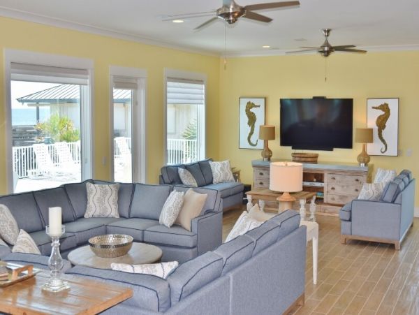 Luxurious Beachfront Home in Gulf Shores - Private Pool & Concierge Services