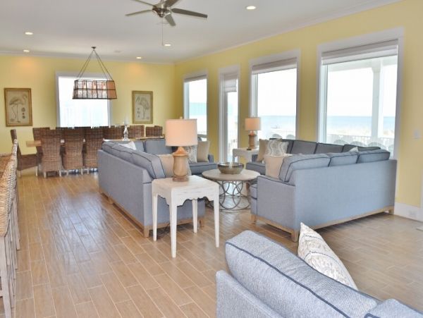Luxurious Beachfront Home in Gulf Shores - Private Pool & Concierge Services