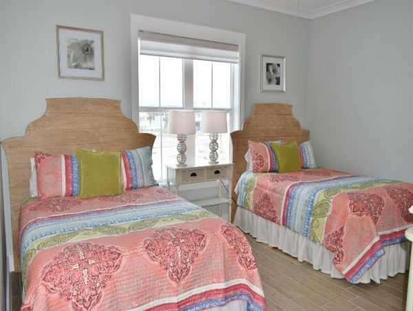 Luxurious Beachfront Home in Gulf Shores - Private Pool & Concierge Services