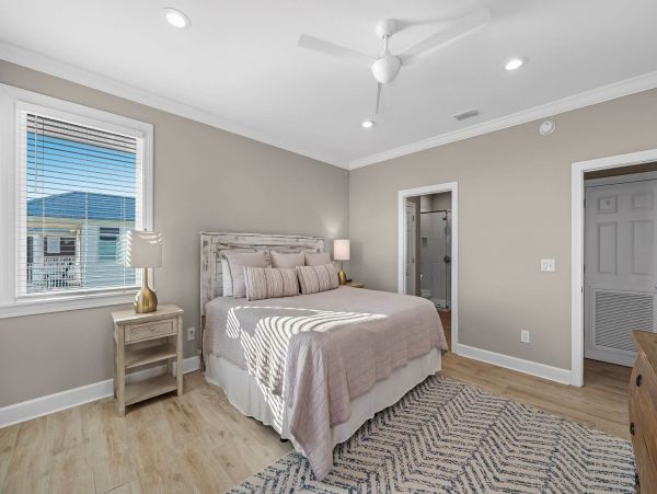 Beachfront Vacation Rental with 7 Bedrooms & Private Pool