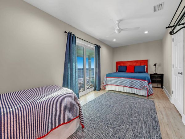 Beachfront Vacation Rental with 7 Bedrooms & Private Pool
