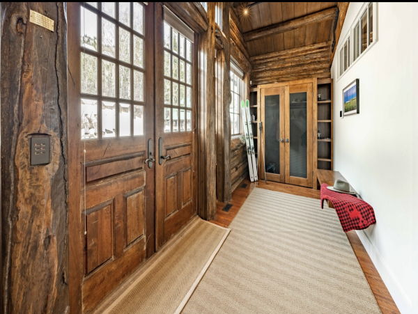 The ultimate Jackson Home Residence Main Home Guest Cottage