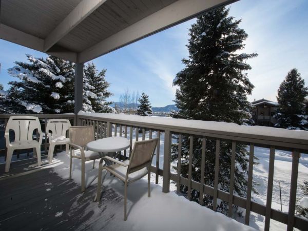 Gorgeous Two Bedroom Vacation Rental in Teton Village