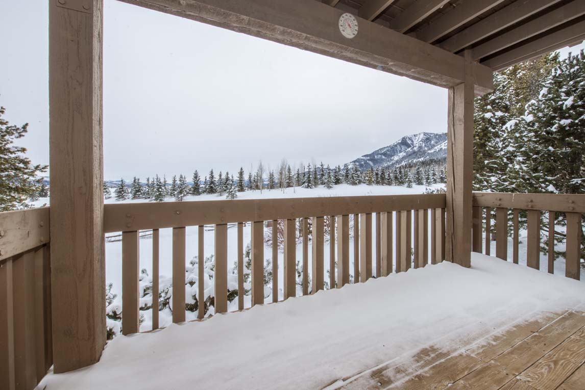 Ski in - Ski out Jackson Vacation Condo Sleeps 5 Guests
