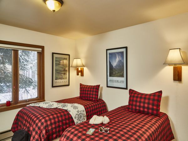 Luxury  Teton Village Condominium - Perfect for Families & Adventurers