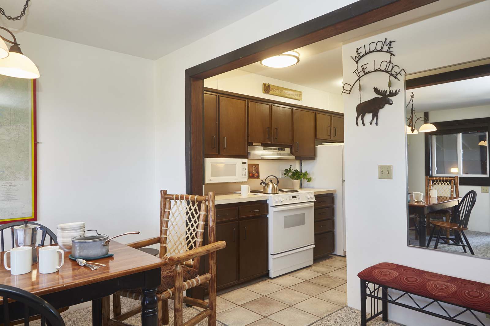 Teton Village Two Bedroom Condo, Walk to Lift.