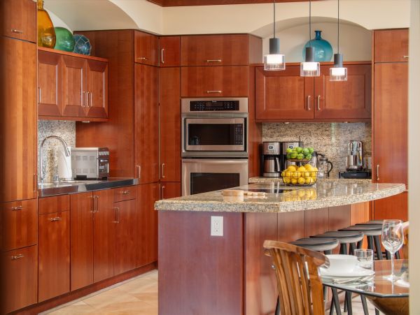 A Luxurious Oceanfront Penthouse in Wailea
