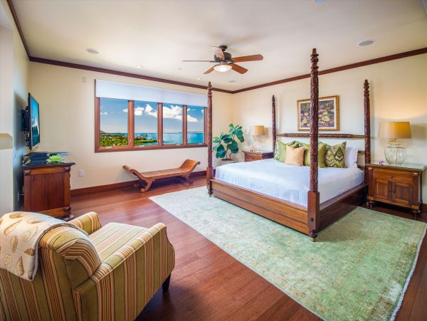 A Luxurious Oceanfront Penthouse in Wailea