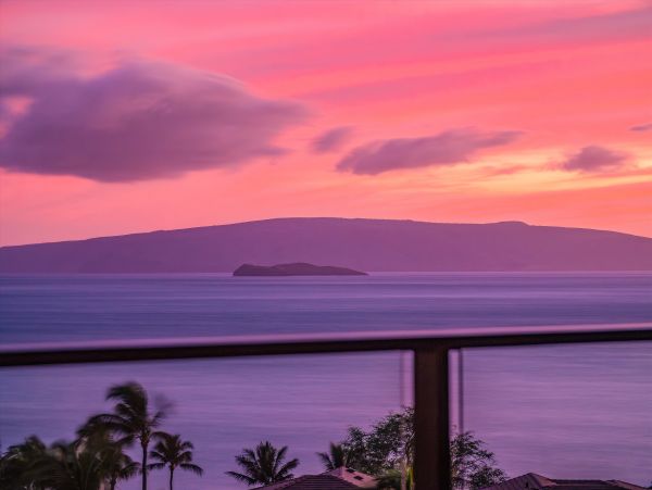 A Luxurious Oceanfront Penthouse in Wailea