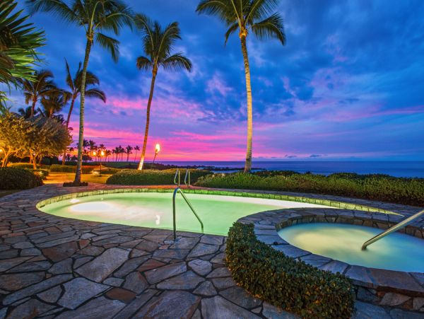 Opulent Luxury Vacation Estate in Kihei with 2 Pools 14 Guests