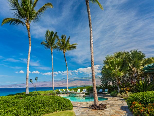 Opulent Luxury Vacation Estate in Kihei with 2 Pools 14 Guests