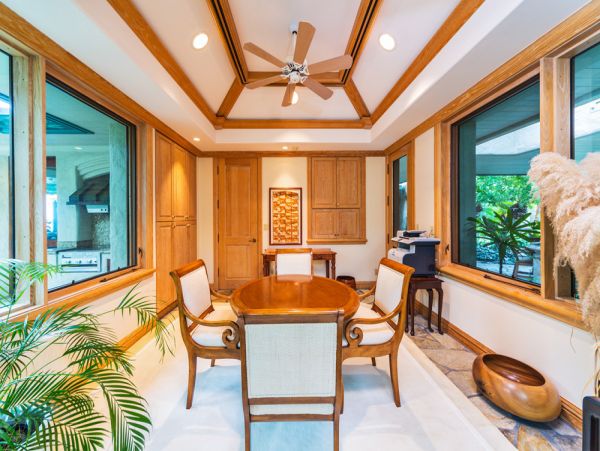 Opulent Luxury Vacation Estate in Kihei with 2 Pools 14 Guests
