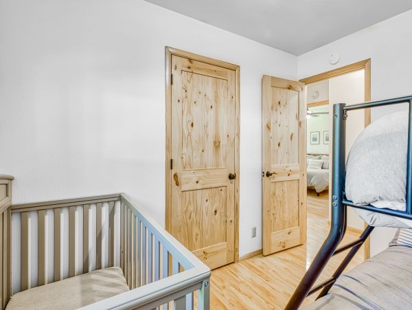 Lake Tahoe South Shore Home 1025992