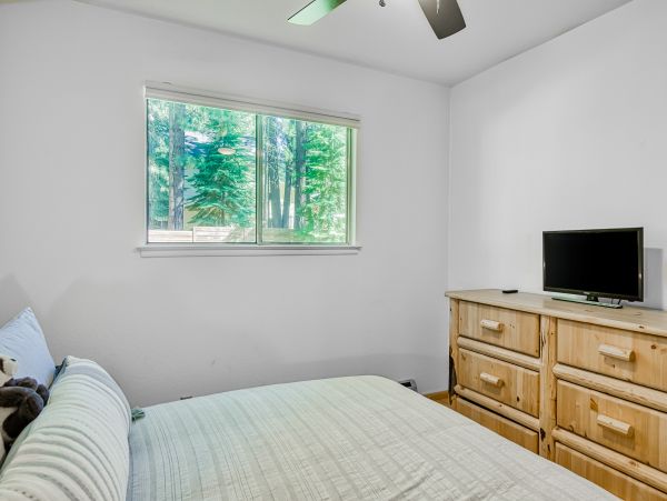 Lake Tahoe South Shore Home 1025992
