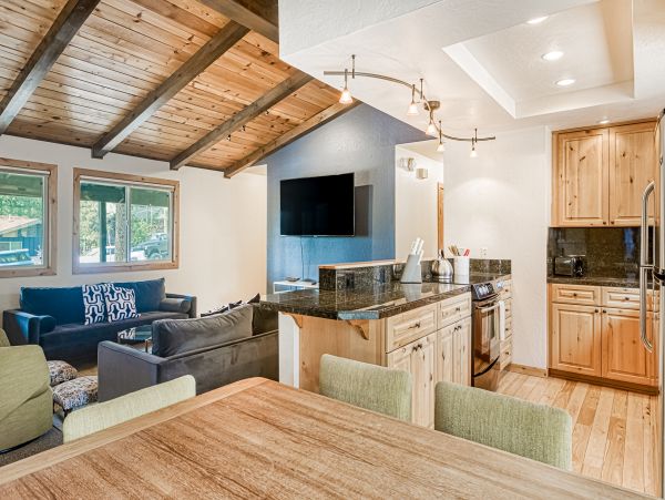 Lake Tahoe South Shore Home 1025993
