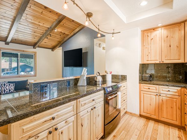 Lake Tahoe South Shore Home 1025993