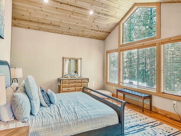 Lake Tahoe South Shore Home 1025996