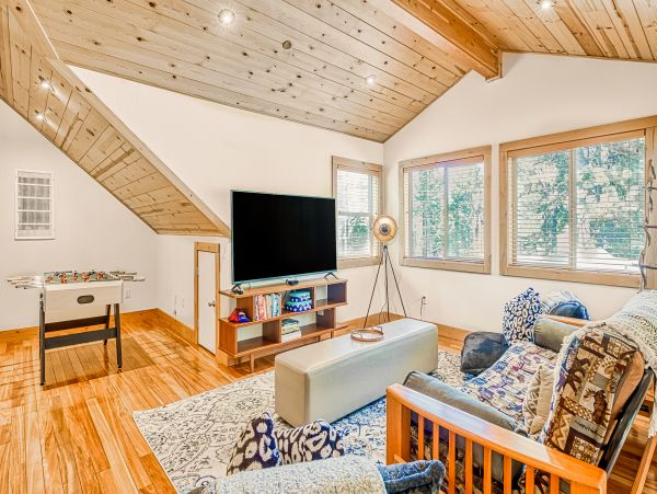 Lake Tahoe South Shore Home 1025996