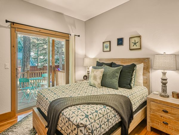 Lake Tahoe South Shore Home 1025996