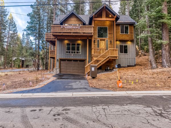 Lake Tahoe South Shore Home 1025997
