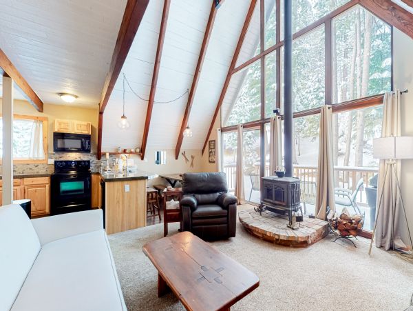 Lake Tahoe South Shore Home 1025998