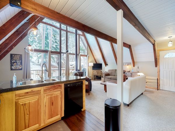 Lake Tahoe South Shore Home 1025998