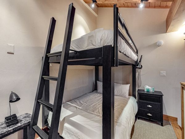 Lake Tahoe South Shore Home 1026000