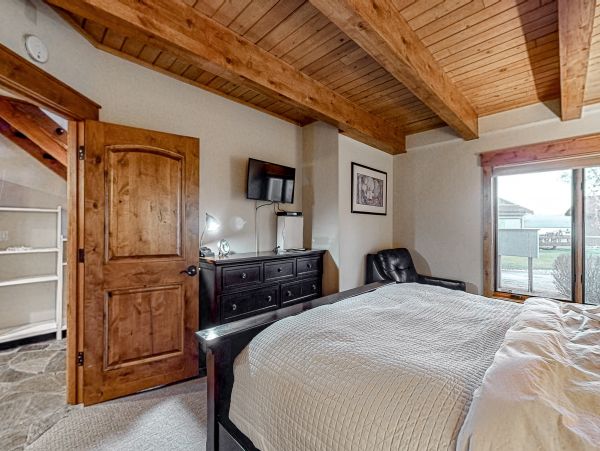 Lake Tahoe South Shore Home 1026000